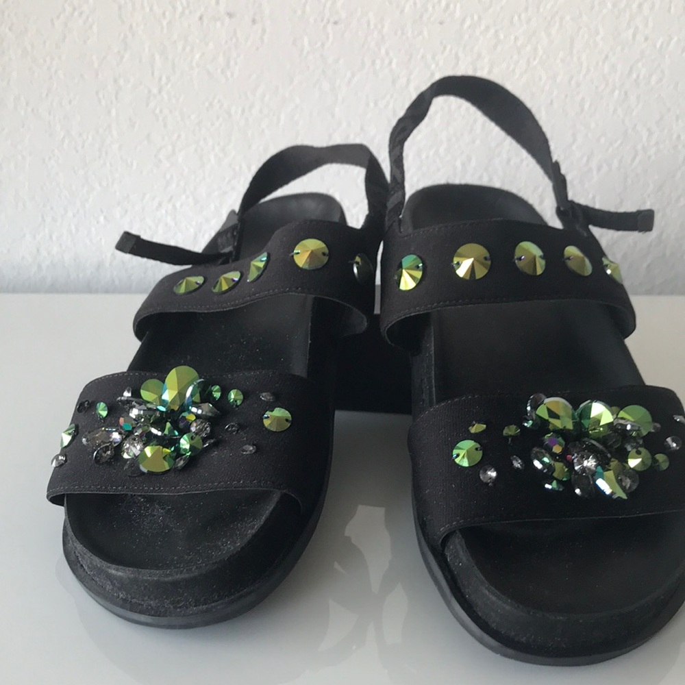 OSKLEN Collection sandals Sz 8 beaded black